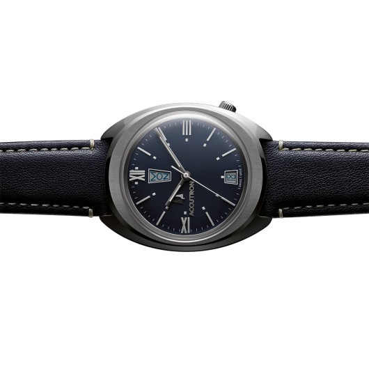 2SW6C001 - ACCUTRON LEGACY