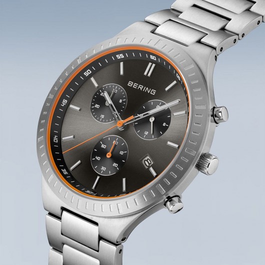 11743-709 - TITAN CHRONO