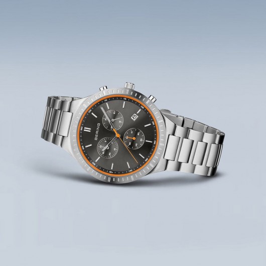 11743-709 - TITAN CHRONO