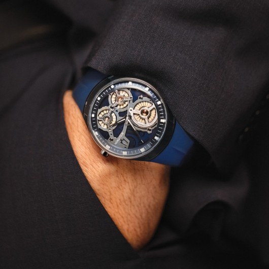 28A208 - ACCUTRON DNA CASINO